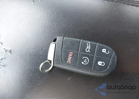 2015 Chrysler 200 Limited z USA, uszkodzony, nr VIN 1C3CCCAB2FN573097